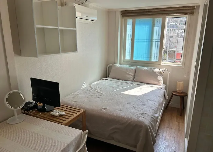 Apartamento 무료주차, 옥상정원 At 홍대, 연남, 연세대학교, 경복궁 *