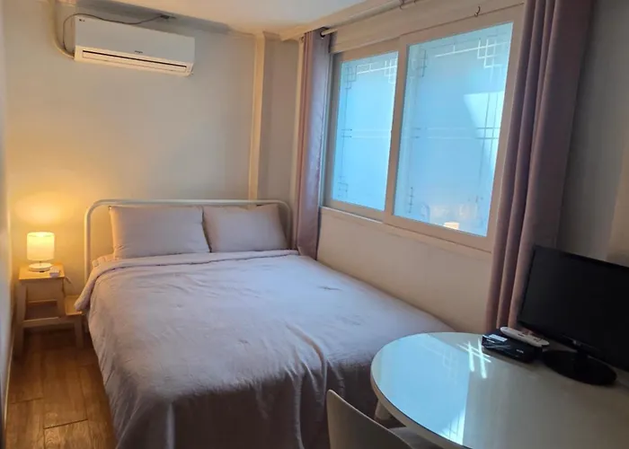 무료주차, 옥상정원 At 홍대, 연남, 연세대학교, 경복궁